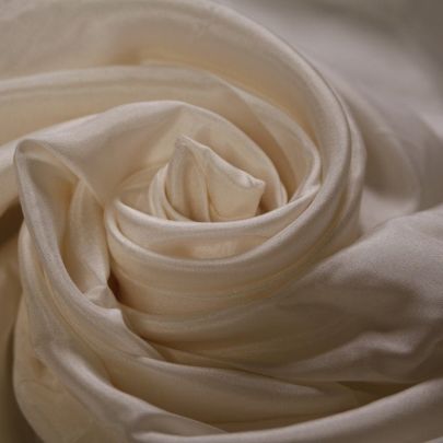 Ivory Silk Double Crepe   Fabric (43cm x 86cm  Remnant) 