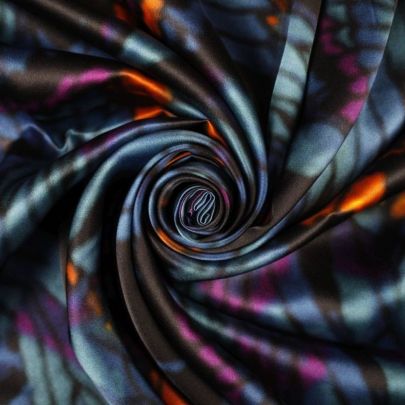 100% Polyester Abstract Print Multicolour(80cm x 80cm)