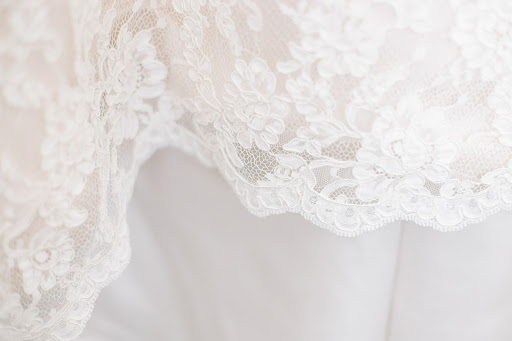 Demystifying Lace Fabrics: A Comprehensive Guide to Properties and Types of Laces