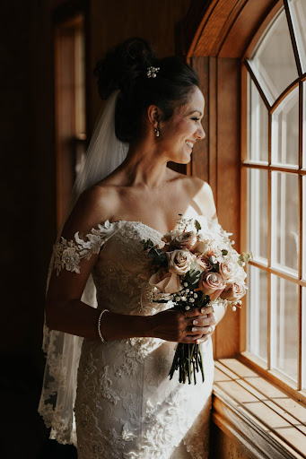 lace wedding gown